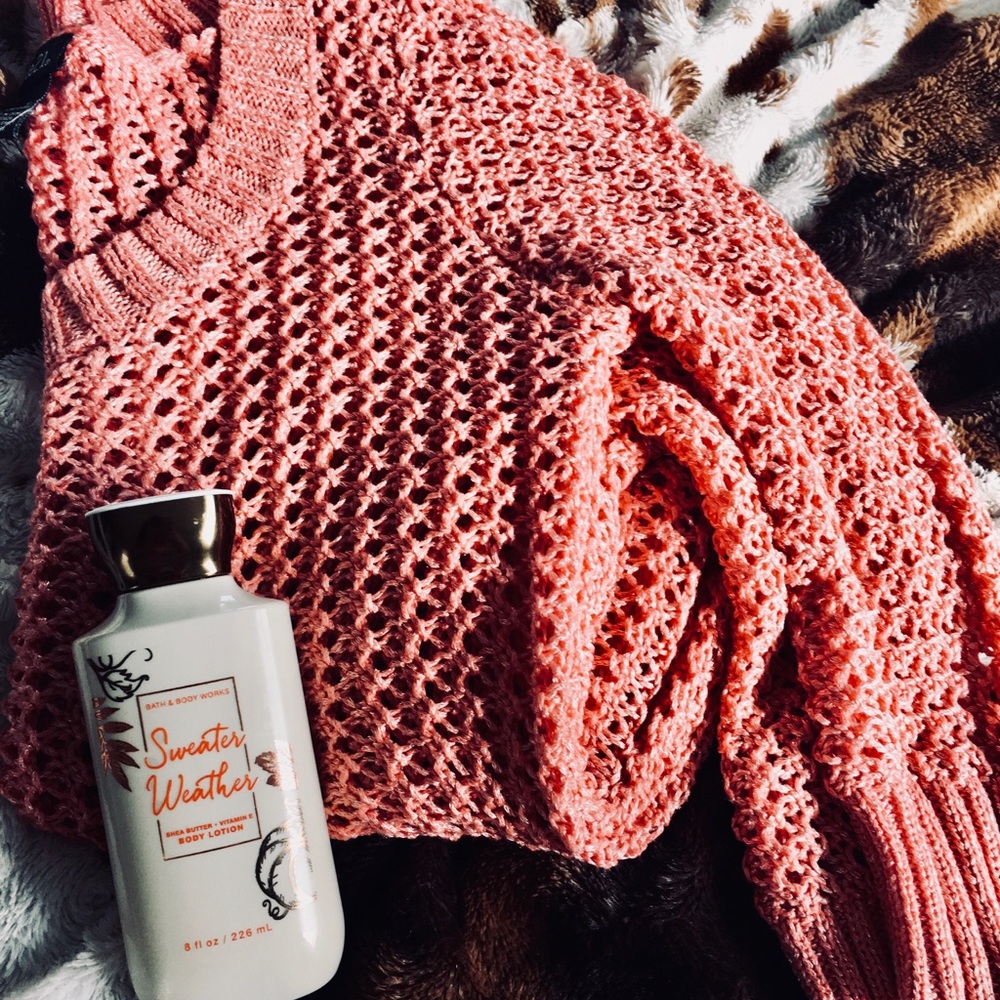 🍁𝙲𝚘𝚛𝚛𝚊𝚕 𝚜𝚠𝚎𝚊𝚝𝚎𝚛